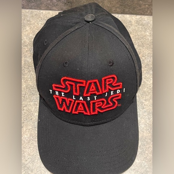 Star Wars cap 🧢 - Picture 2 of 5